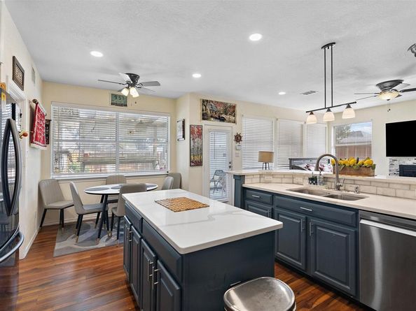 635  Ridgemont Drive , Allen Texas 75002