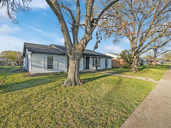 1809  Melrose Street , Garland Texas 75042