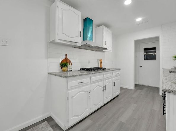 1809  Melrose Street , Garland Texas 75042