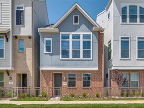 1044  Manacor Lane , Dallas Texas 75212