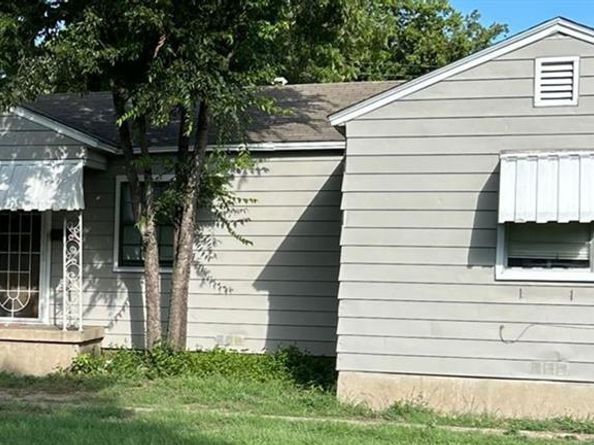 2606  Montreal  , Dallas Texas 75224