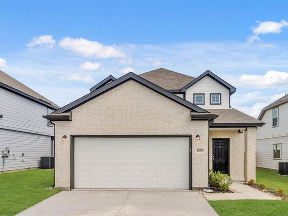 1009  Wind Drift Way , Fort Worth Texas 76131