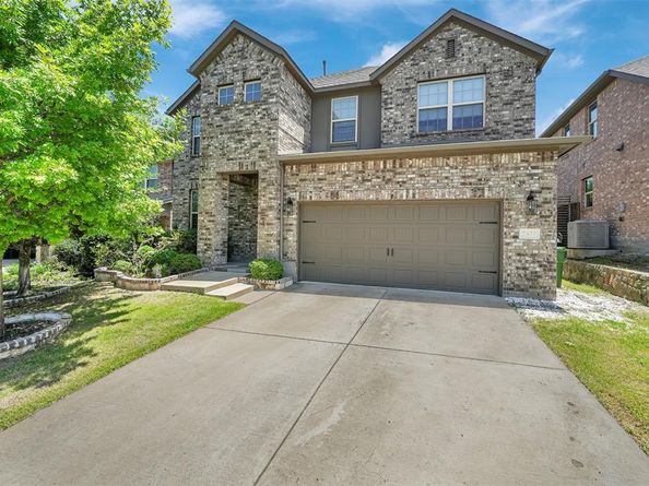 2410  Hillview Drive , Garland Texas 75043