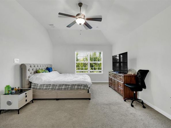 2410  Hillview Drive , Garland Texas 75043