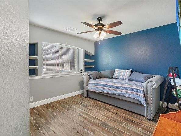 1709  George Lane , Little Elm Texas 75068