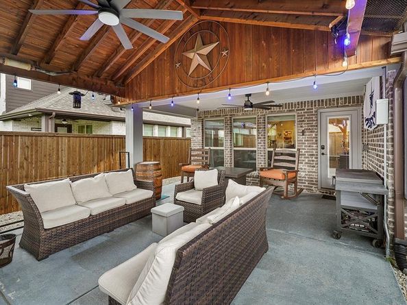 1709  George Lane , Little Elm Texas 75068