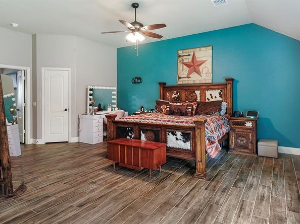 1709  George Lane , Little Elm Texas 75068