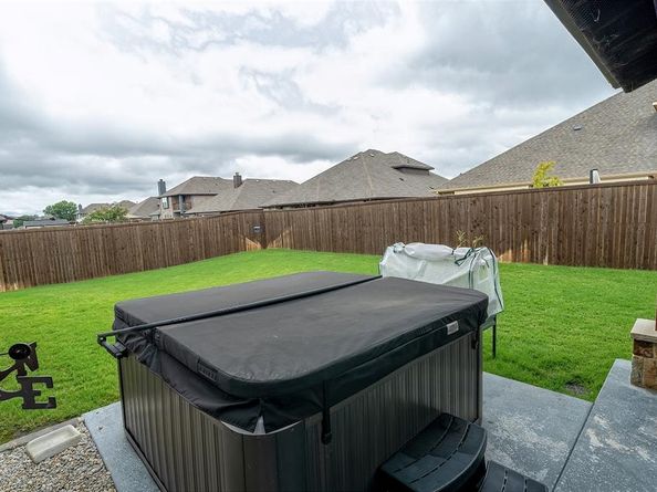 1709  George Lane , Little Elm Texas 75068