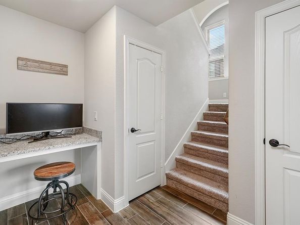 1709  George Lane , Little Elm Texas 75068