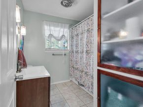 1318  Paisley Drive , Arlington Texas 76015