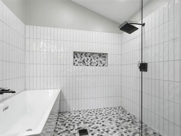 10152  Chapel Rock Drive , Fort Worth Texas 76116