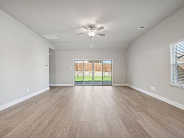 2217  Currents Road , Princeton Texas 75407