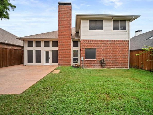 14633  Lakecrest Drive , Addison Texas 75001