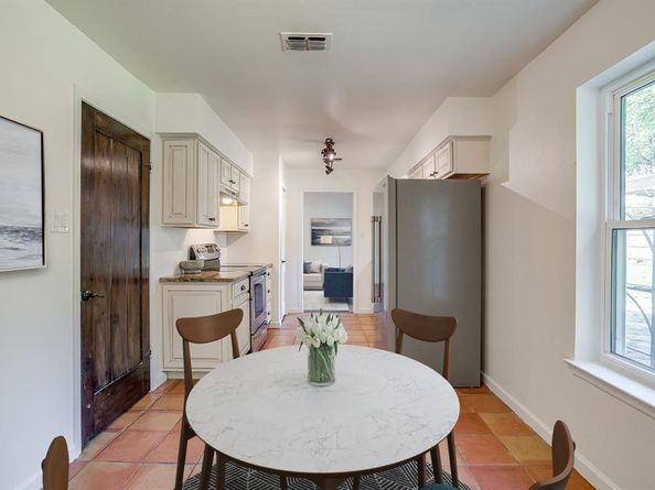 1132  John Reagan Street , Benbrook Texas 76126