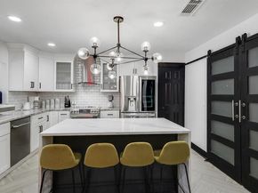 1825  Arundel Drive , Carrollton Texas 75007
