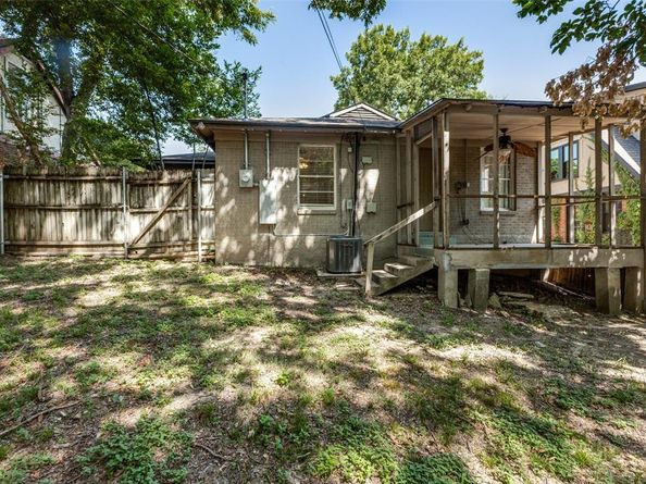 6914  San Mateo Boulevard , Dallas Texas 75223