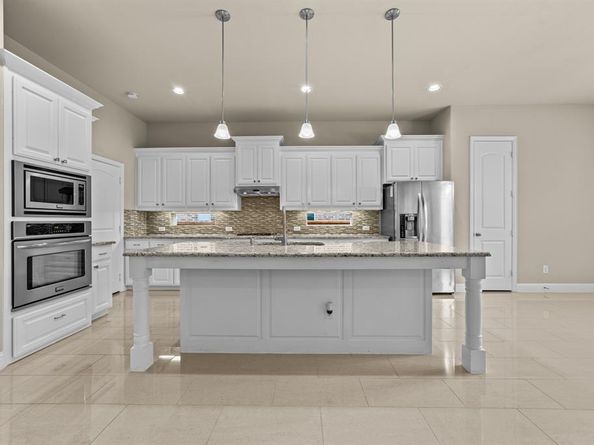 7048  Fullerton Circle , Frisco Texas 75035