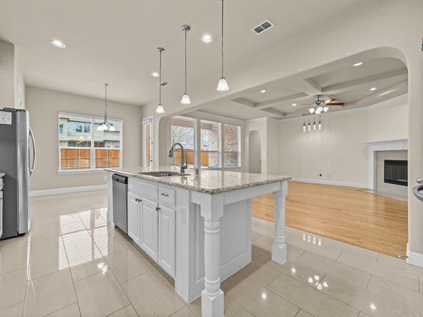 7048  Fullerton Circle , Frisco Texas 75035