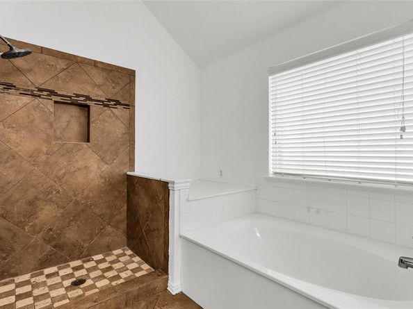 6902  Amesbury Lane , Rowlett Texas 75089