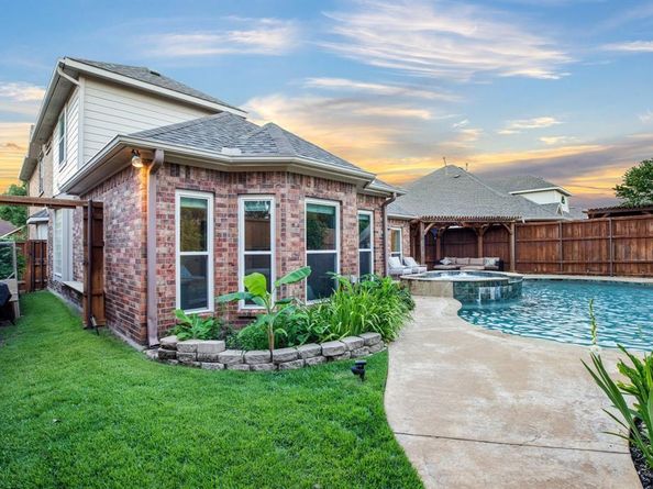 7910  Troon Drive , Rowlett Texas 75089