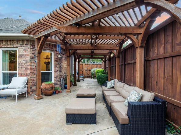 7910  Troon Drive , Rowlett Texas 75089