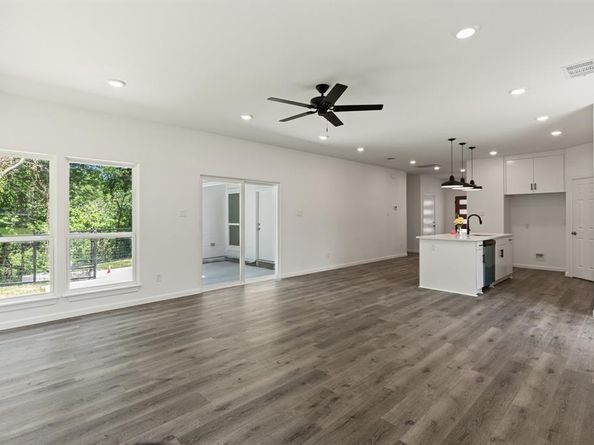 403  Tealridge Court , DeSoto Texas 75115