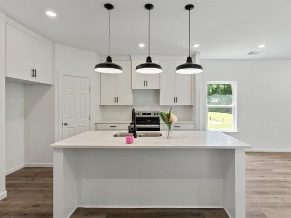403  Tealridge Court , DeSoto Texas 75115