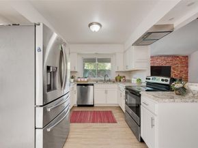 1117  Lake Ridge Drive , Azle Texas 76020
