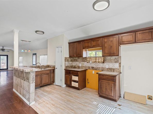 828  Springer Avenue , Fort Worth Texas 76114