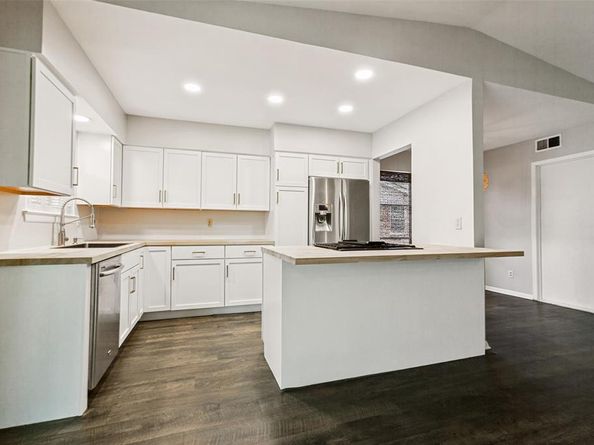 12123  Sunland Street , Dallas Texas 75218