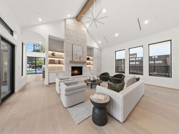 6475  Trammel Drive , Dallas Texas 75214