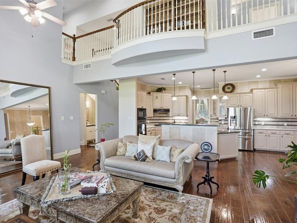 8830  Kameryn Lane , Lantana Texas 76226