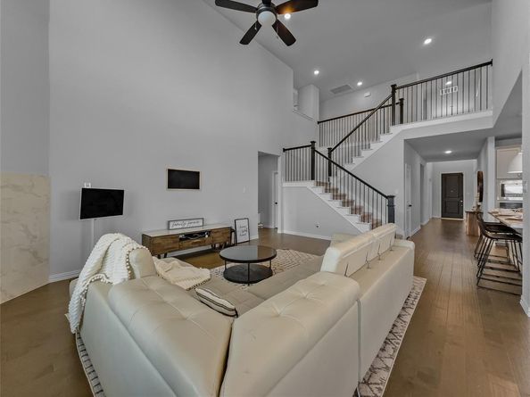 11104  Aspen Leaf Drive , Argyle Texas 76226