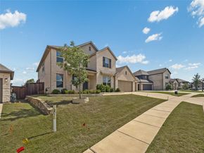 11104  Aspen Leaf Drive , Argyle Texas 76226