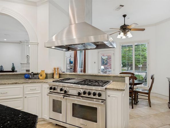 953  Creek Crossing , Coppell Texas 75019