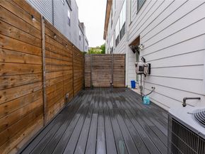 2623  Kimsey Drive  101, Dallas Texas 75235