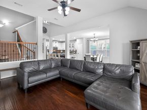 2760  Explorador  , Grand Prairie Texas 75054