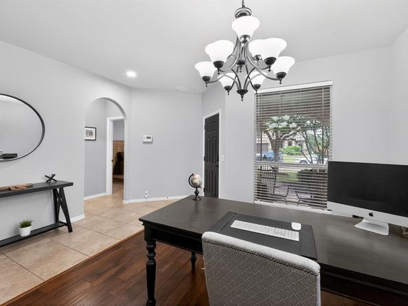 2760  Explorador  , Grand Prairie Texas 75054