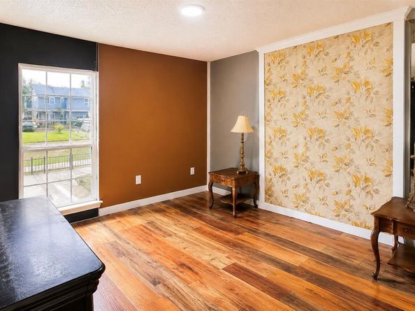 2840  Patricia Lane  104, Garland Texas 75041