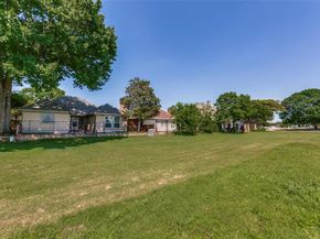 2713  Laurel Oaks Drive , Garland Texas 75044