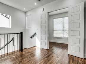 2042  Bickers Street , Dallas Texas 75212