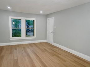 1406  Galloway Avenue , Dallas Texas 75216