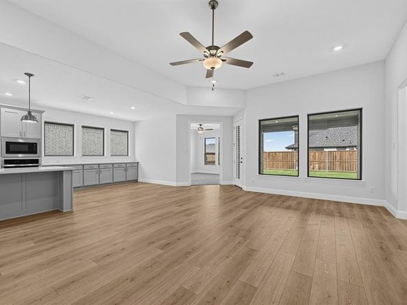542  Chatham Street , Oak Point Texas 75068