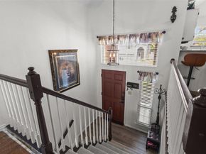 704  Meadowcreek Court , Garland Texas 75043