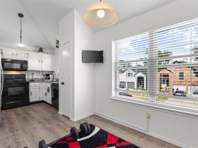 704  Meadowcreek Court , Garland Texas 75043