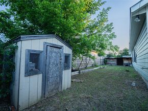 1315  Driess Street , Fort Worth Texas 76104
