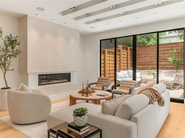 3608 N Fitzhugh Avenue , Dallas Texas 75204