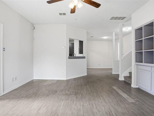 2142  Falcon Ridge Drive , Carrollton Texas 75010