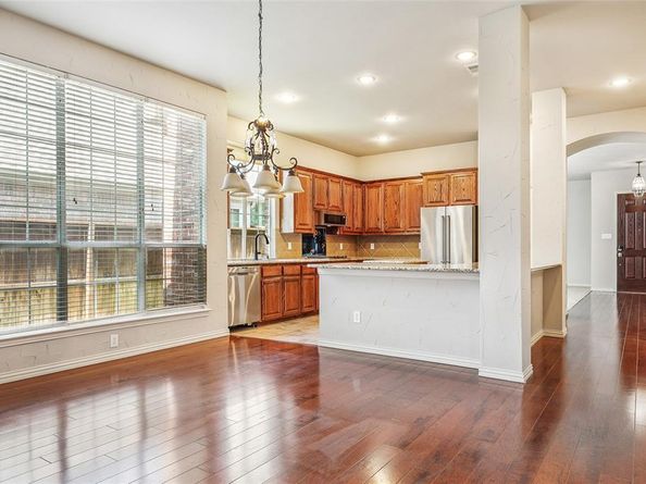 8704  Dayton Drive , Lantana Texas 76226