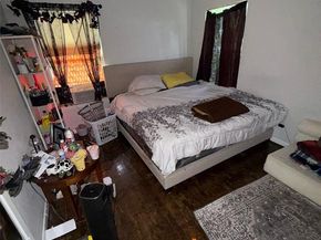 311 N Montreal Avenue , Dallas Texas 75208